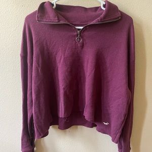 Hollister maroon crew neck zip-up. Size M